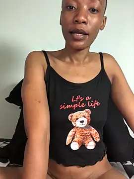 Miss  Mandy online show from December 4, 2025, 3:11 pm