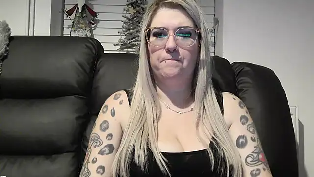 Sizzling Indie36 online show from December 20, 2025, 12:35 am