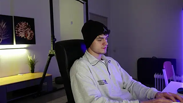 Snapshot of Brad_Holloway chatting on November 8, 2025, 8:12 pm Brad Holloway online show from November 8, 2025, 8:12 pm