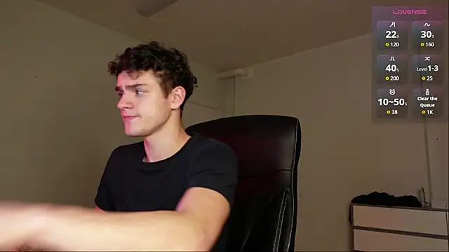 Snapshot of Brad_Holloway chatting on October 26, 2025, 8:31 pm Brad Holloway online show from October 26, 2025, 8:31 pm