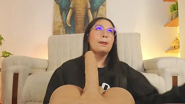 AliceCorner online show from April 17, 2026, 12:30 pm