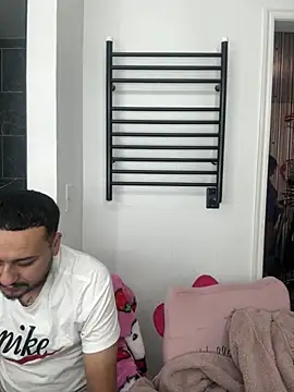 Snapshot of SEXXIBLONDIEE chatting on November 6, 2025, 5:11 am SEXXIBLONDIEE online show from November 6, 2025, 5:11 am