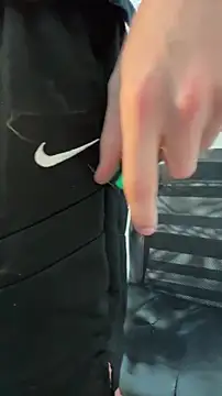 bwcizThrobbing online show from January 11, 2026, 12:01 pm