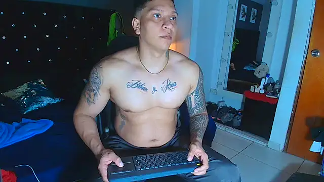 ethan dalton  online show from November 20, 2025, 4:35 am