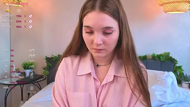 ConstanceHelms online show from September 23, 2025, 5:03 am