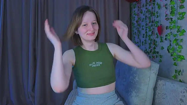 c0ralynx online show from February 18, 2026, 11:12 pm