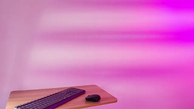 Lia adamsss online show from April 9, 2026, 3:30 am