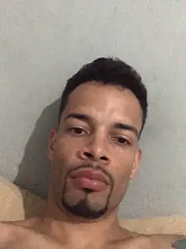 HenriquePhn online show from March 31, 2026, 3:36 pm