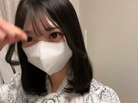 Snapshot of yunayuna_1231 chatting on February 20, 2026, 9:22 am yunayuna 1231 online show from February 20, 2026, 9:22 am