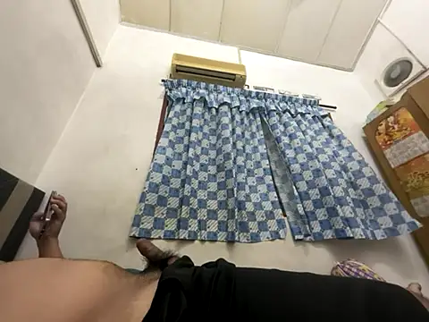 Snapshot of JenSen_0927 chatting on October 8, 2025, 11:12 am JenSen 0927 online show from October 8, 2025, 11:12 am