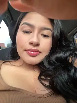 andrea gomes  online show from February 19, 2026, 12:13 pm