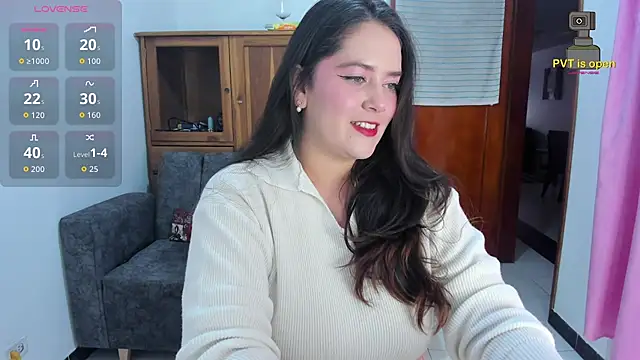 Alicebigboobsxxxx online show from October 12, 2025, 6:42 pm