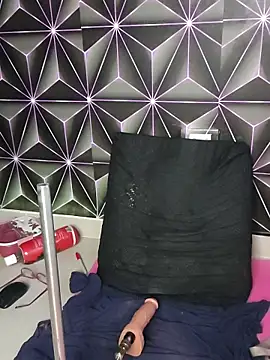 Megann 9 online show from January 5, 2026, 5:27 pm