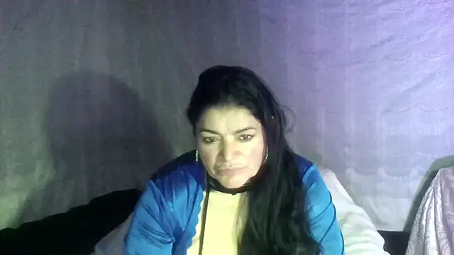 Snapshot of sexy_camy1 chatting on October 14, 2025, 2:34 am sexy camy1 online show from October 14, 2025, 2:34 am