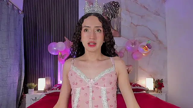 peachandtyron  online show from March 17, 2026, 4:26 am