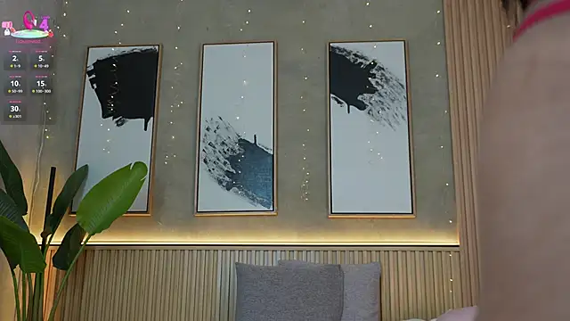 Isa Montiel online show from March 18, 2026, 7:48 pm