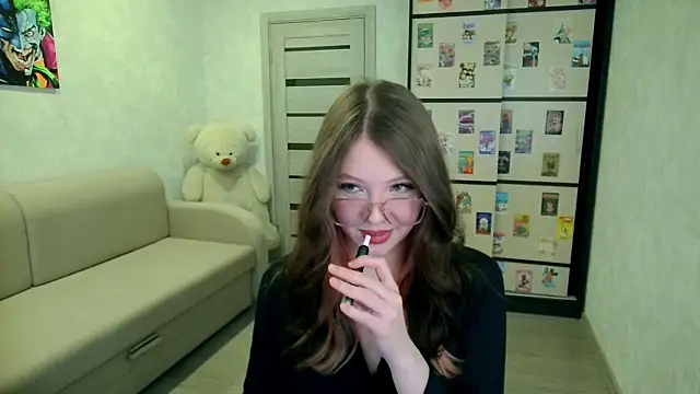 Snapshot of GinnyBlacky chatting on May 20, 2026, 6:16 pm GinnyBlacky online show from May 20, 2026, 6:16 pm