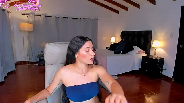 Snapshot of hanna_mils chatting on January 17, 2026, 4:05 am hanna mils online show from January 17, 2026, 4:05 am