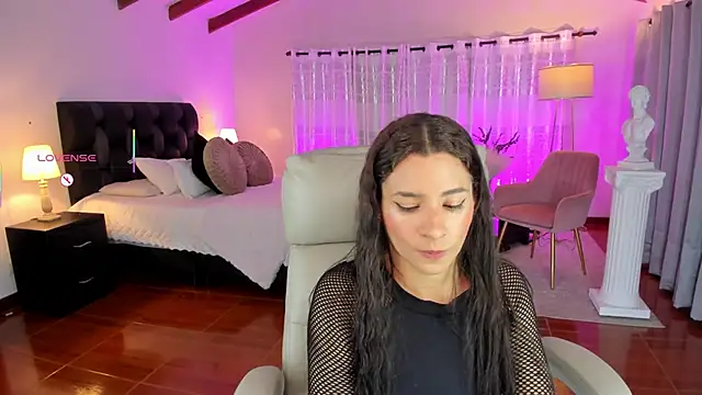 hanna mils online show from May 30, 2026, 3:24 am
