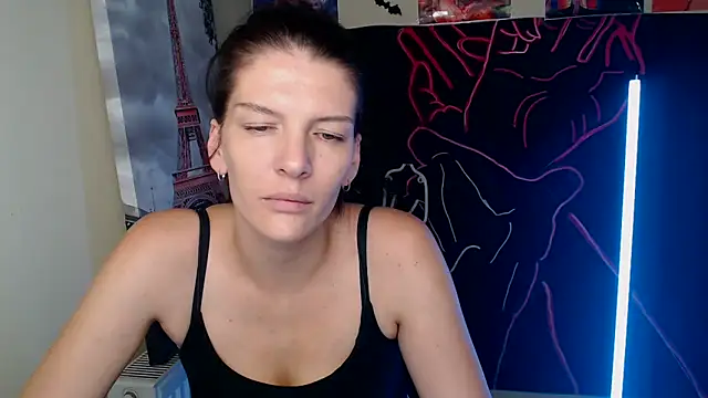 VanessaRey  online show from October 26, 2025, 7:42 am