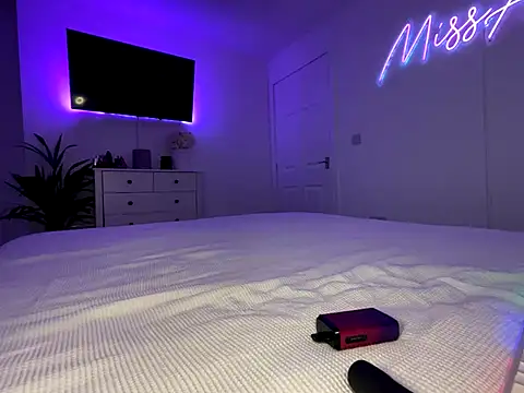 Missalex xo online show from January 7, 2026, 10:48 pm