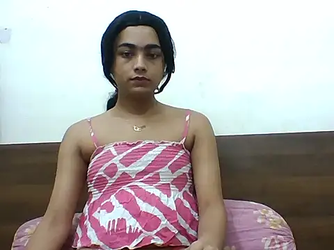 Snapshot of lilysstone12 chatting on June 4, 2026, 6:56 pm lilysstone12 online show from June 4, 2026, 6:56 pm