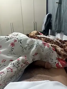 JovanRJ online show from October 31, 2025, 12:02 pm