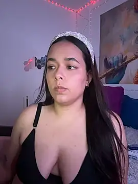 Deepika padukoneNisha online show from November 15, 2025, 6:23 pm