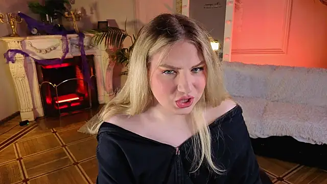 Snapshot of Jes_Solar chatting on October 29, 2025, 10:20 pm Jes Solar online show from October 29, 2025, 10:20 pm