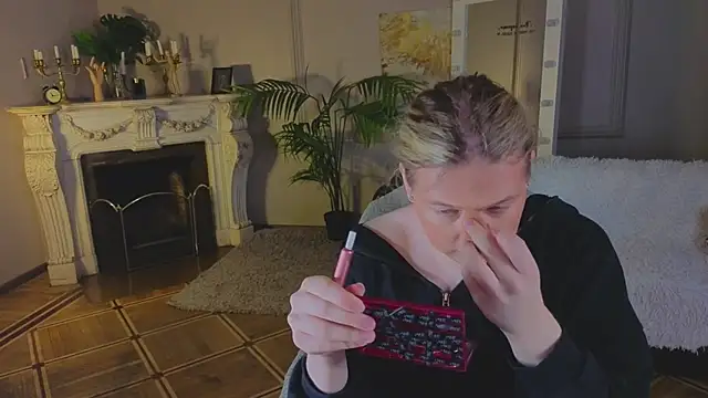 Snapshot of Jes_Solar chatting on October 10, 2025, 10:49 am Jes Solar online show from October 10, 2025, 10:49 am