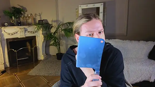 Snapshot of Jes_Solar chatting on October 27, 2025, 8:54 pm Jes Solar online show from October 27, 2025, 8:54 pm