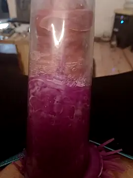 Tomassasdss online show from December 4, 2025, 2:32 am