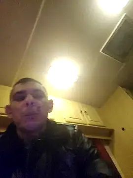 Snapshot of FormalSpirit50 chatting on December 17, 2025, 4:01 pm FormalSpirit50 online show from December 17, 2025, 4:01 pm