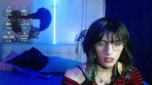 goth minerva online show from September 23, 2025, 1:40 pm