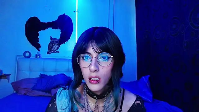 goth minerva online show from September 10, 2025, 1:43 pm