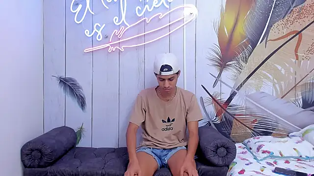 Meneaterss online show from September 29, 2025, 8:25 pm