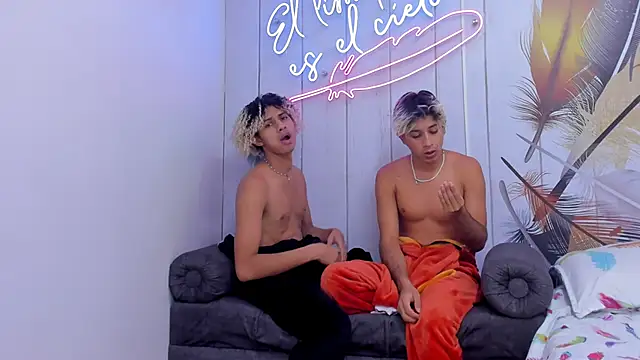Meneaterss online show from October 3, 2025, 10:39 am