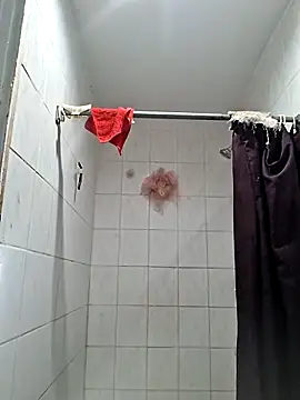 ItsBarbieBitcxxxx69 online show from November 2, 2025, 3:44 am