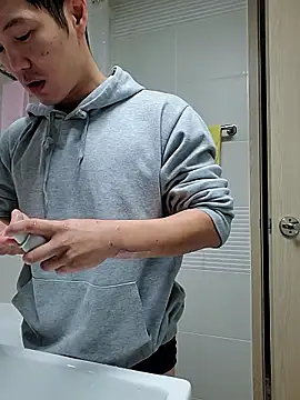 woonee827372 online show from November 26, 2025, 8:58 am