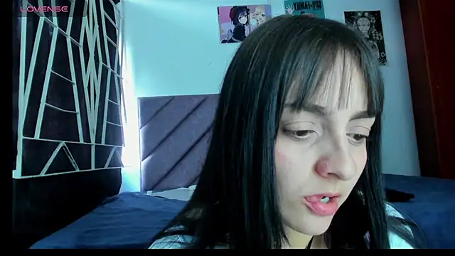 Snapshot of KARINNA__RAVEN chatting on May 3, 2026, 10:24 pm KARINNA RAVEN online show from May 3, 2026, 10:24 pm