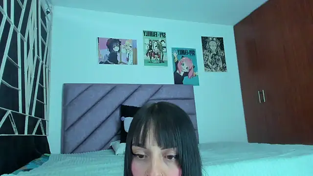 KARINNA  RAVEN online show from January 6, 2026, 10:03 pm