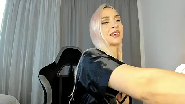 Snapshot of _Miss_Valentina_ chatting on September 22, 2025, 6:30 am Miss Valentina online show from September 22, 2025, 6:30 am