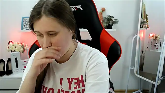 Lucky Lana online show from March 5, 2026, 3:58 am