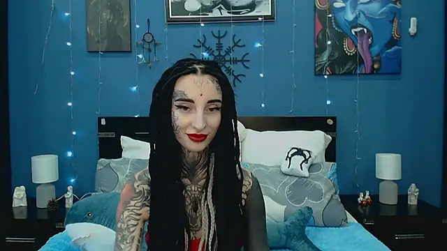 Snapshot of Velvetbat chatting on May 29, 2026, 7:03 am Velvetbat online show from May 29, 2026, 7:03 am