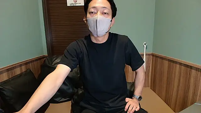 Snapshot of i_am_Hiro chatting on May 12, 2026, 5:15 am i am Hiro online show from May 12, 2026, 5:15 am