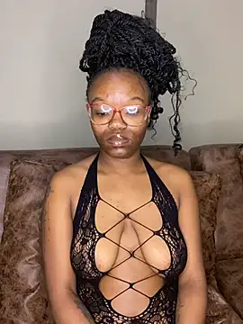 YummyMelanin117 online show from February 11, 2026, 11:15 pm