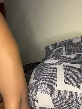 Snapshot of YummyMelanin117 chatting on October 26, 2025, 7:36 pm YummyMelanin117 online show from October 26, 2025, 7:36 pm