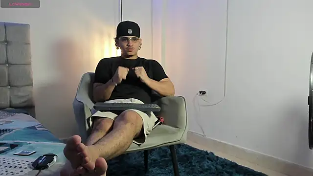 samxx muscle online show from October 31, 2025, 3:08 pm