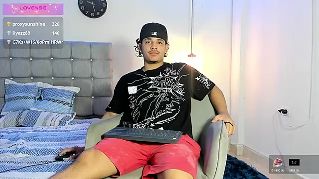 samxx muscle online show from October 12, 2025, 2:51 pm