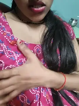 Snapshot of Eshwari_Chopra chatting on June 8, 2026, 1:28 am Eshwari Chopra online show from June 8, 2026, 1:28 am